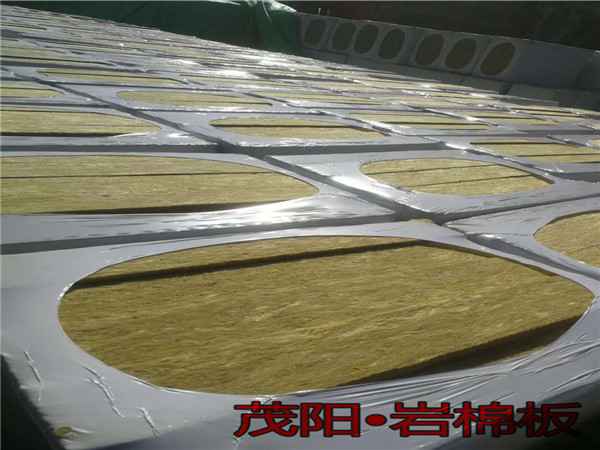 岩棉保温板的施工方法